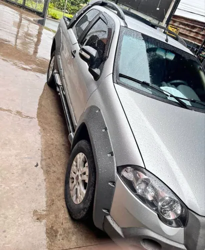 Fiat Strada Adventure1.8/ 1.8 Locker Flex CD 2010