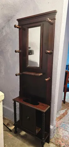 Móveis antigos, chapeleiro e porta guarda-chuvas antigos , antiguidades
