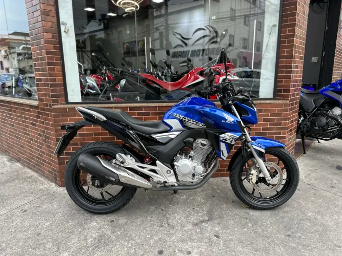 CB250F TWISTER 2021- Apenas 12Mil Km 