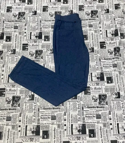 Calça Jeans Azul Escuro - Tamanho 44 Nova