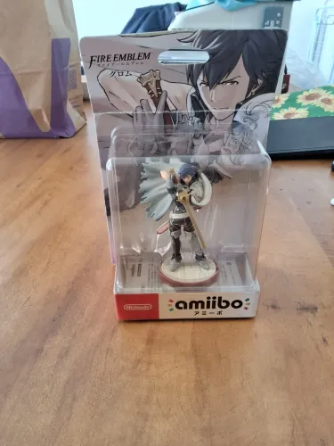 Amiibo fire emblem chrom