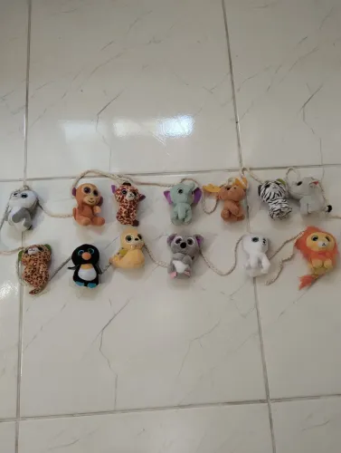 Enfeite de Animais de Pelúcia para Quarto de Bebê