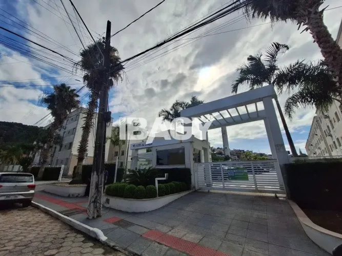 Excelente Apartamento 2 dormitório(s) em Roçado - São José