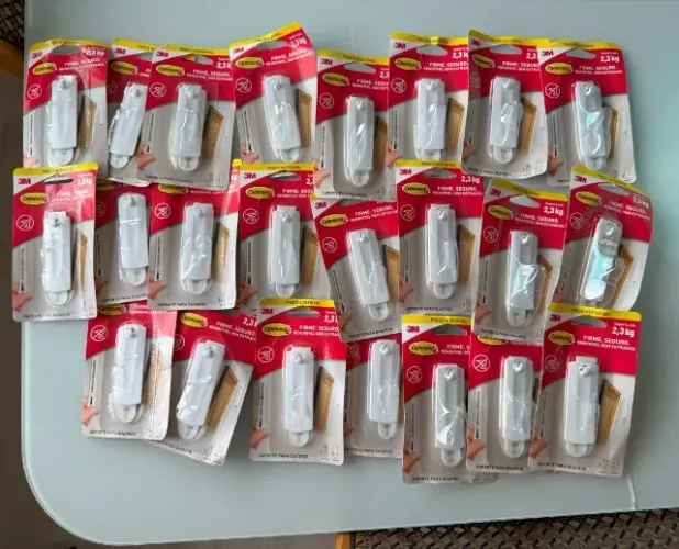 Suporte para pendurar quadros sem furo. Comand 3M