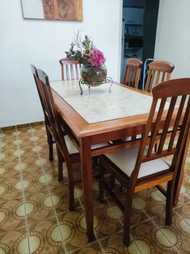 Conjunto sala de jantar com 6 cadeiras