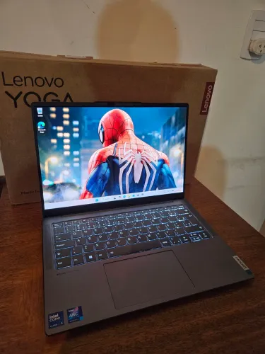 Notebook Lenovo Yoga com Ultra 5 e Tela Oled!