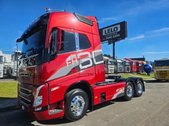 Volvo FH 540 6x4 bug Leve Mola Ano 2022 Teto Alto Automático Mídia da Grande Roda Alumínio