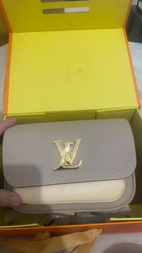 Bolsa Louis Vuitton Lockme Tender NOVA