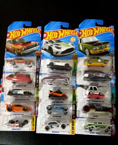 Hot Wheels - Vários Modelos Disponíveis