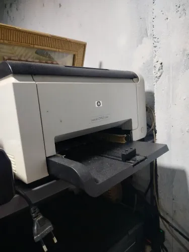 Transfer giro + impressora Hp jet laser cp25 