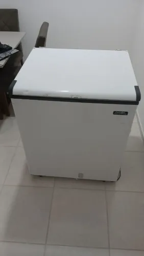 Freezer Esmaltec 230 Litros | Seminovo