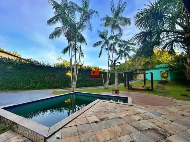 Casa no Condomínio Jardim Santorine duplex com 3 suítes Closet e Hidro na Ponta Negra!