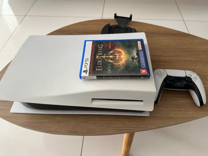 Vende-se ps5 FAT com leitor
