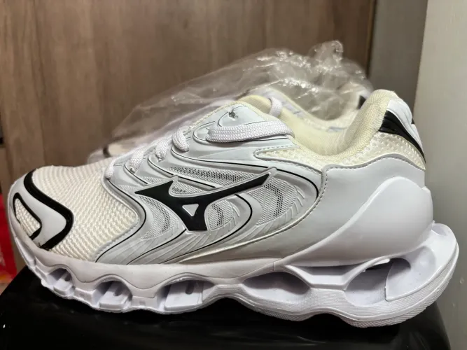 Tênis Branco Mizuno n 41