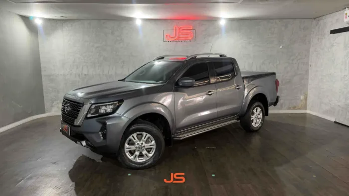 Nissan Frontier XE CD 4X4 2.3 Bi-TB Diesel Aut. 2025