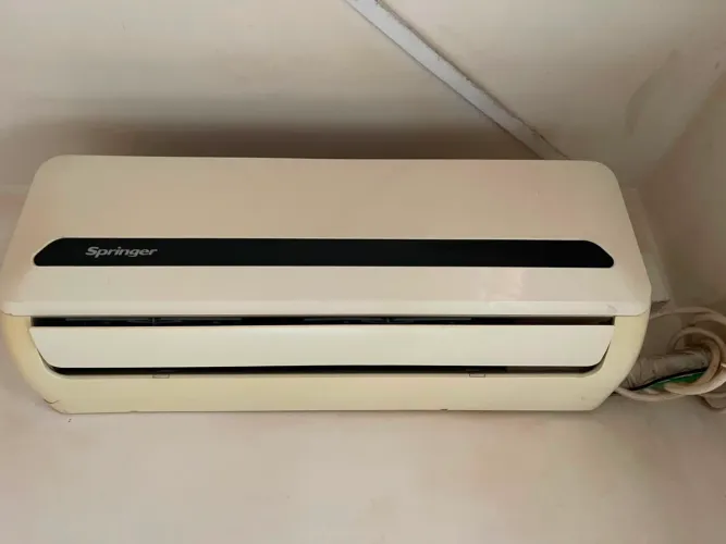 Ar condicionado completo - 9 mil BTUs