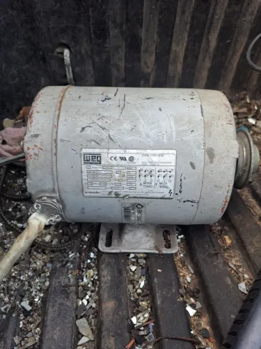 Motor 4 cv baixa  trifásico  