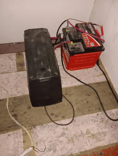 Estou vendendo um nobreak ele é 1200