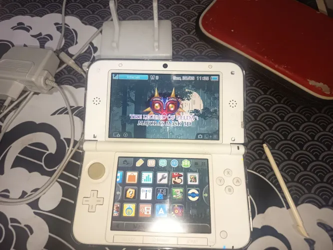 Nintendo 3ds Xl Branco/White Desbloqueado