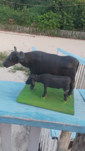 Escultura Bufala com Bezerro