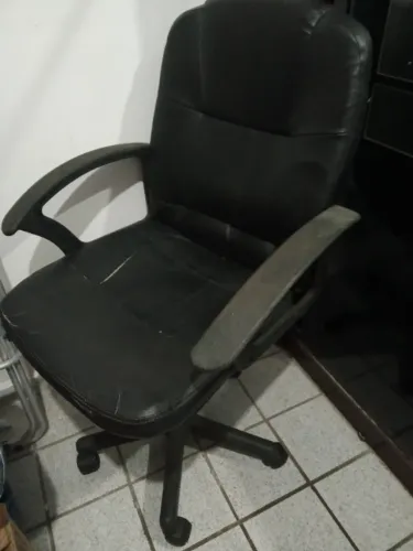 Cadeira para Escritório Excelente Qualidade Super Resistente e Confortável!
