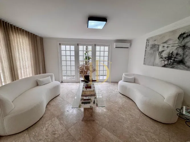 BOSQUE DAS MANGUEIRAS - casa aluguel ou venda Alugo casa super espaçosa, térrea, 4 suítes,