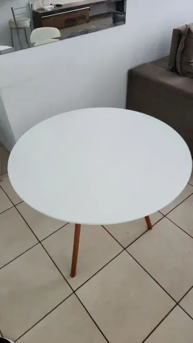 Mesa eames 3 pes