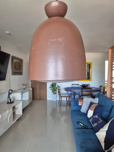 Vendo linda luminária de teto decorativa para sua sala