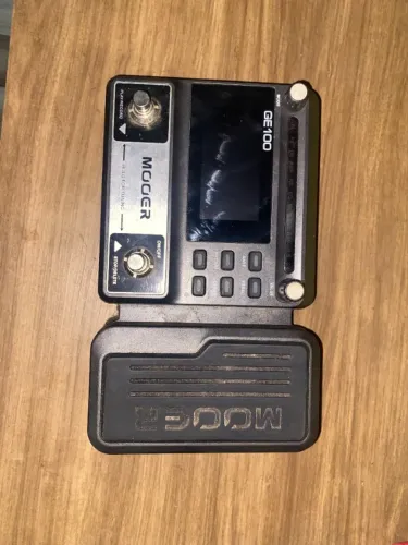 Pedaleira MOOER ge100
