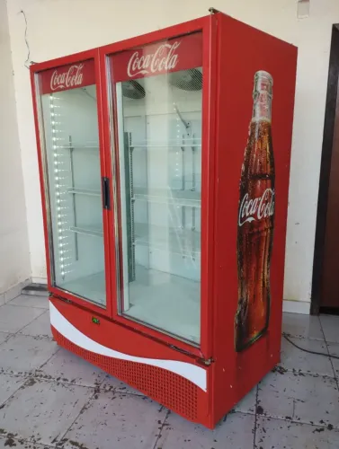 Freezer metal frio controlador digital Semi novo 