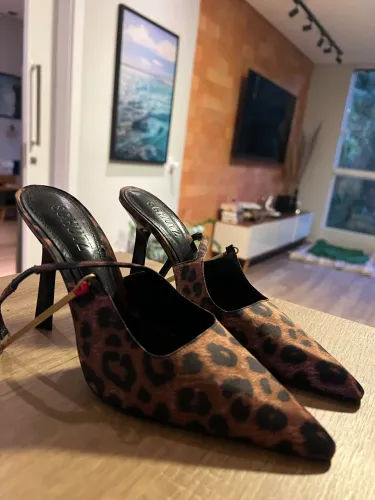Scarpin Schutz 
