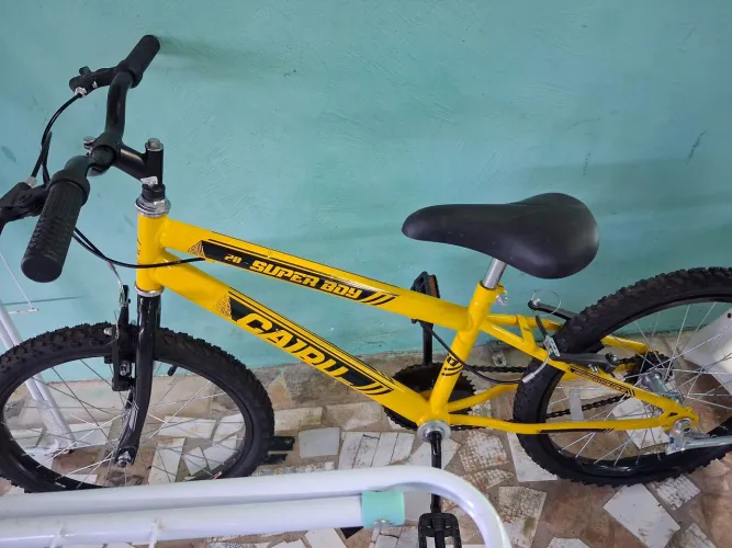 Vendo uma bicicleta infantil350 não faço entrega