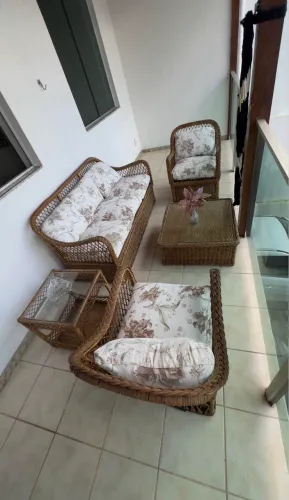 Jogo de Poltrona de JUNCO NATURAL c/ Mesa P/ ambiente Interno