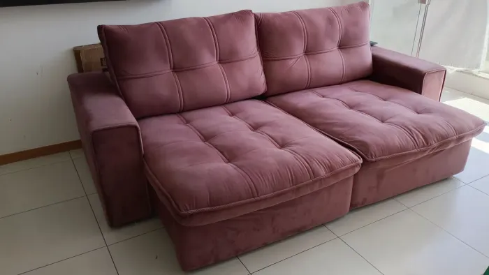 Venda de um sofá cama retrátil de 5 lugares