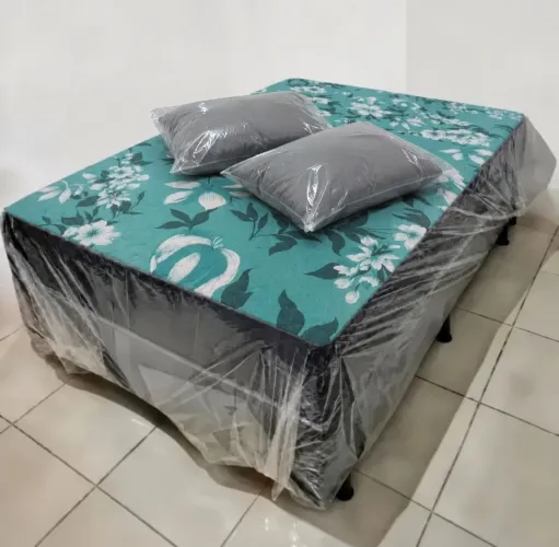 Camas box Confortáveis Novas Com 2 Travesseiros de Brinde Frete Grátis