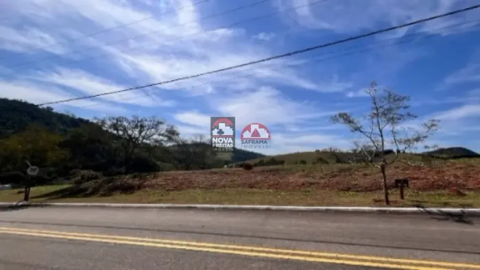 Venda de Terreno - Padrão em Condomínio