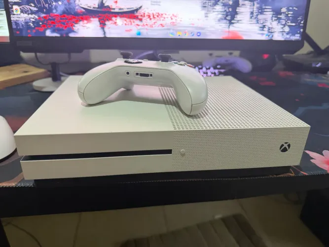 Xbox one S 1tb + controle