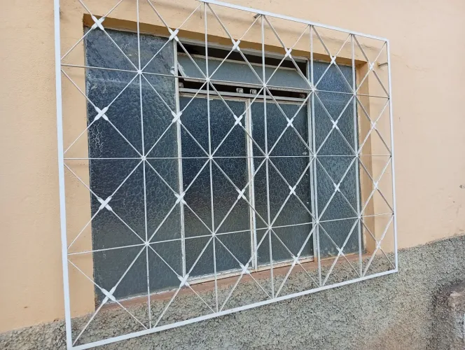 Janelas Parajú ferro vidro 