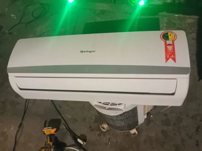 Ar condicionado Springer Midea 9 mil BTUs Quente frio