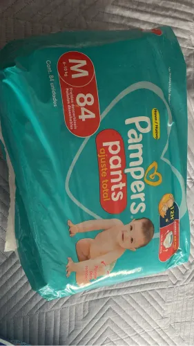 Fraldas roupinha Pampers M
