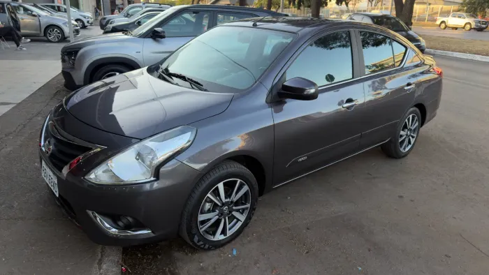 Nissan Versa SL 1.6 16V Flexstart 4P Aut. 2020