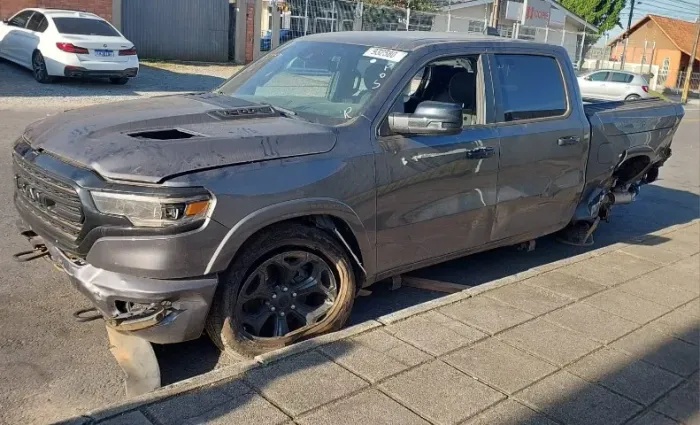 Sucata RAM/ 1500 Limited 5.7 V8 HEMI Night Edition 2024 - Para Peças