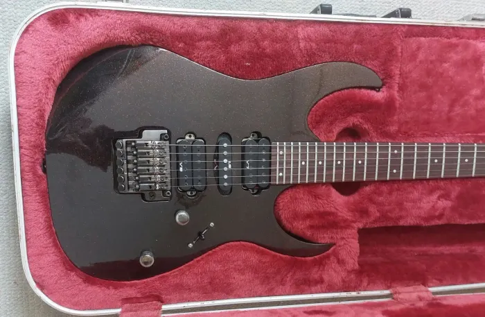 Guitarra Ibanez Prestige Mirage Red
