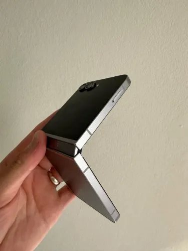 Galaxy Z Flip 6