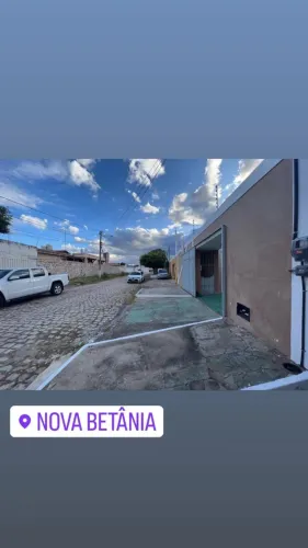 Alugo Casa com 04 quartos, Por trás da BR 304, Nova Betania, Mossoró-RN.