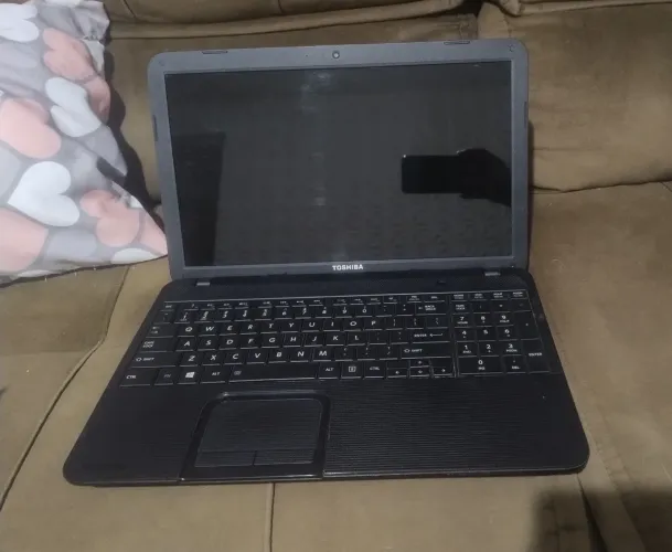 Notebook Toshiba para retirada de peças