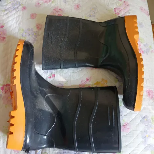 Bota o sete Lagos tamanho 42 pouco usado
