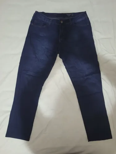 Calça M.Officer 44 reta seminova