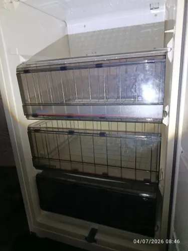 Vendo freezer ótimo 180 litros