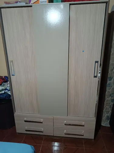 Guarda Roupa